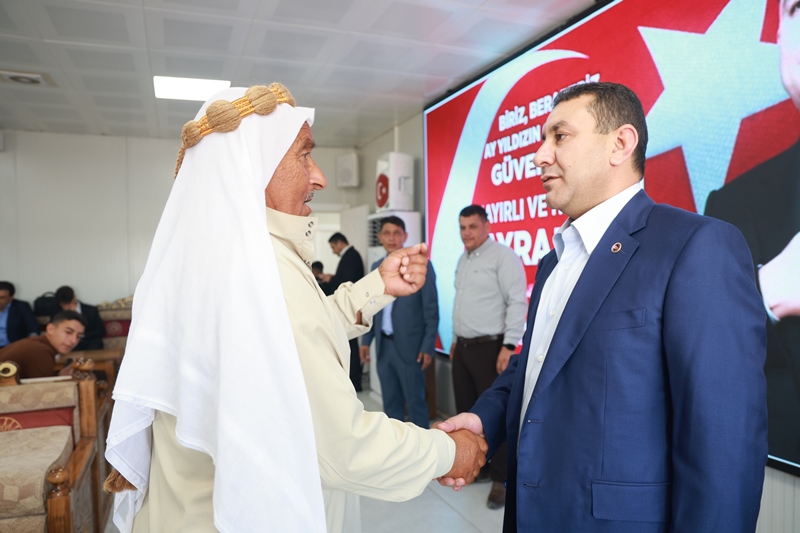 HARRAN'DA GÖNÜLLER BİR OLDU: CUMHUR ODASI'NDA BAYRAM SEVİNCİ